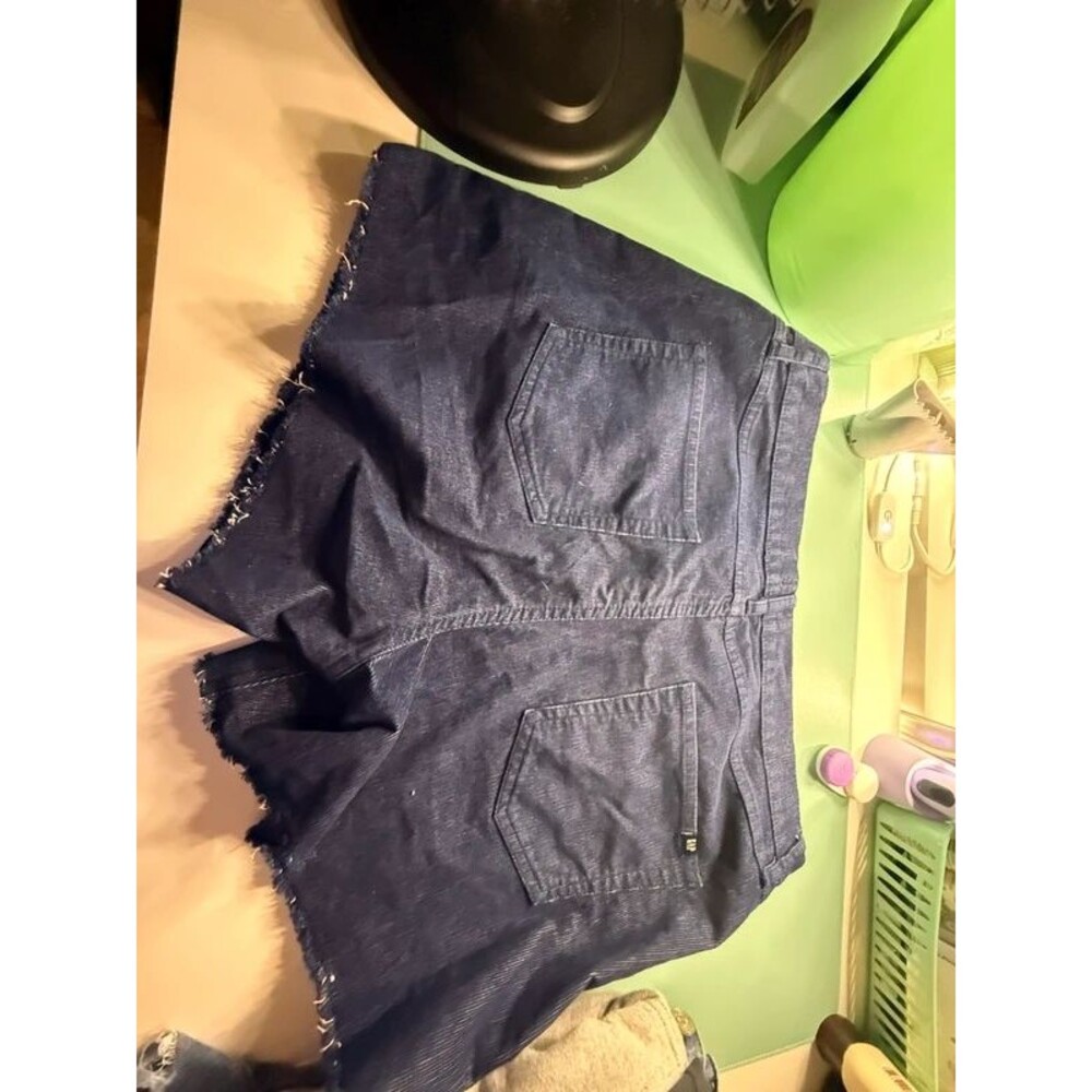 Women’s gap shorts size 12